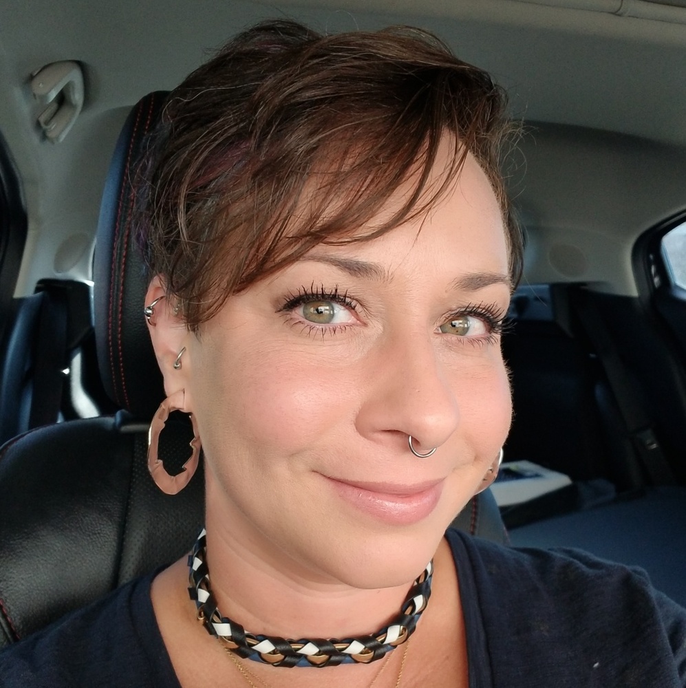 Meet your Posher, Jessica